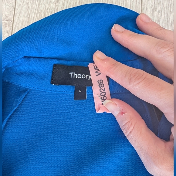 Theory Tailored Short Sleeve Shirtdress - Picture 3 of 5